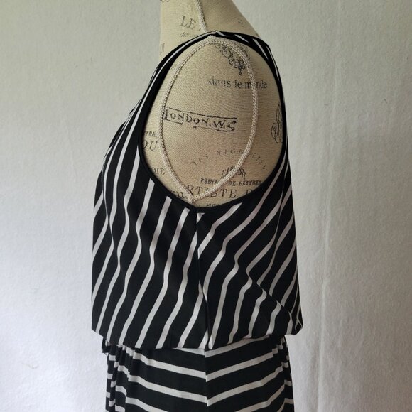 Summer Knit Maxi Dress by Seven7 - Picture 4 of 7